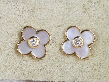 Mother of Pearl and diamond Clover